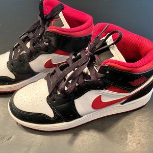 Boys' Air Jordan 1 mid. dj4695-122